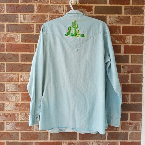 Vintage Wrangler Cactus Embroidered front and back pearl snap denim shirt XL - Picture 3 of 10